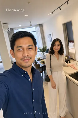 Property viewing story frame